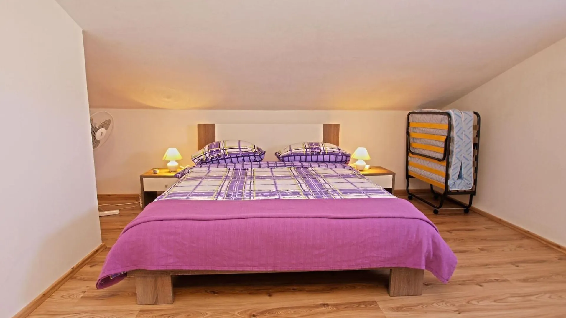 Family Friendly Apartments With A Swimming Pool Fazana - 19596