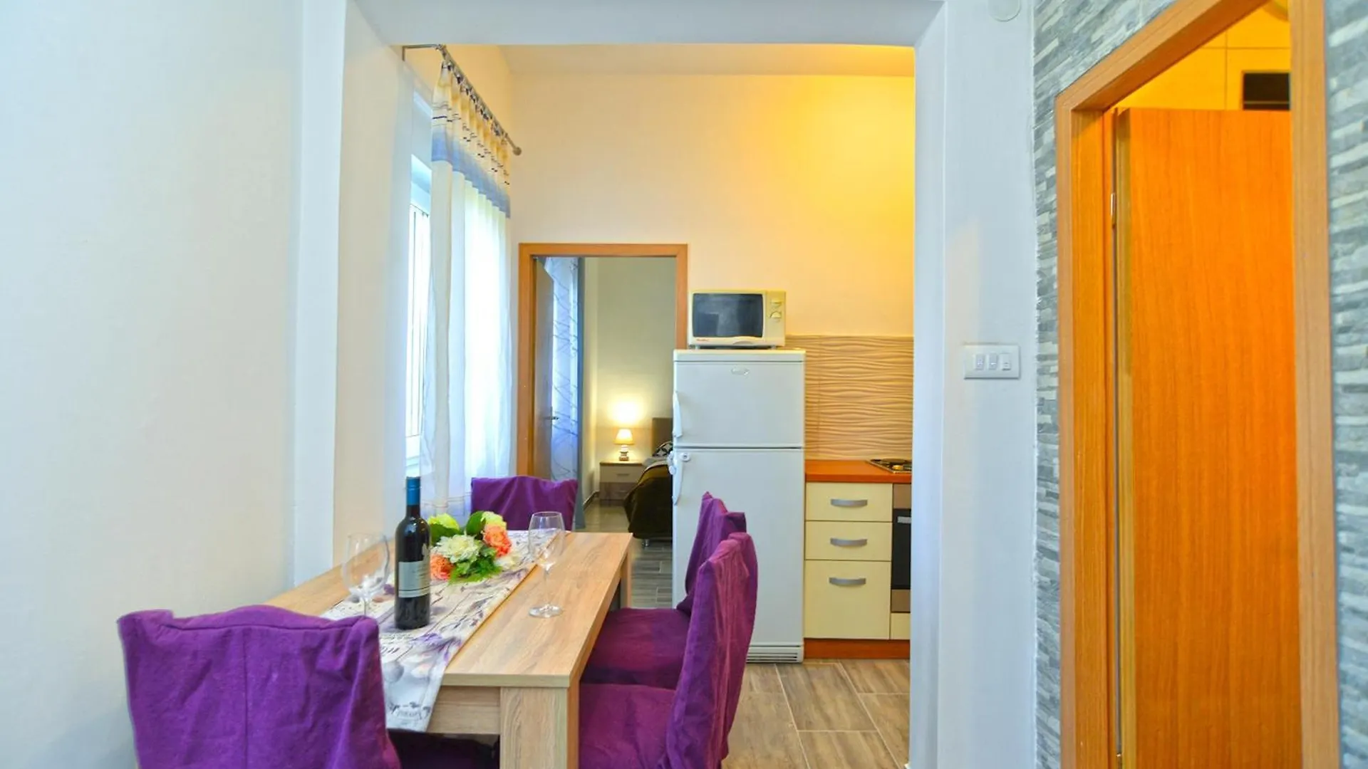 Family Friendly Apartments With A Swimming Pool Fazana - 19596
