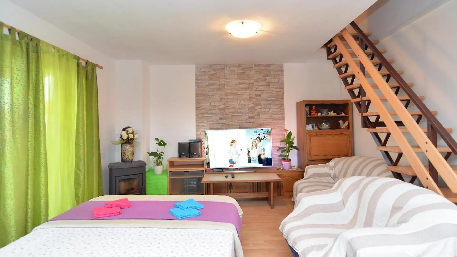 Family Friendly Apartments With A Swimming Pool Fazana - 19596 Croatia